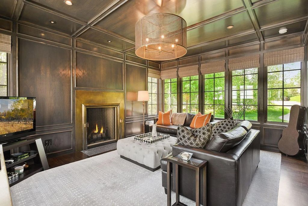 Thoughtfully Designed with Sightlines of Lake Minnetonka This Marvelous Home in Excelsior MN Seeks 7995000 25
