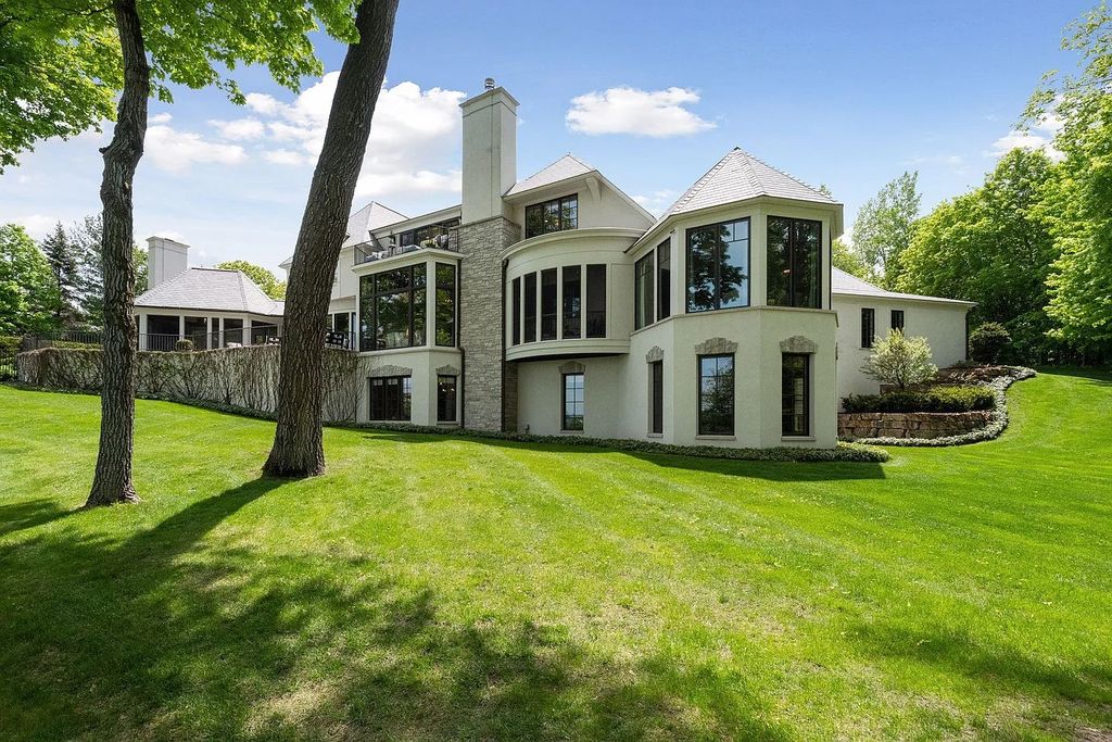 Thoughtfully Designed with Sightlines of Lake Minnetonka This Marvelous Home in Excelsior MN Seeks 7995000 51