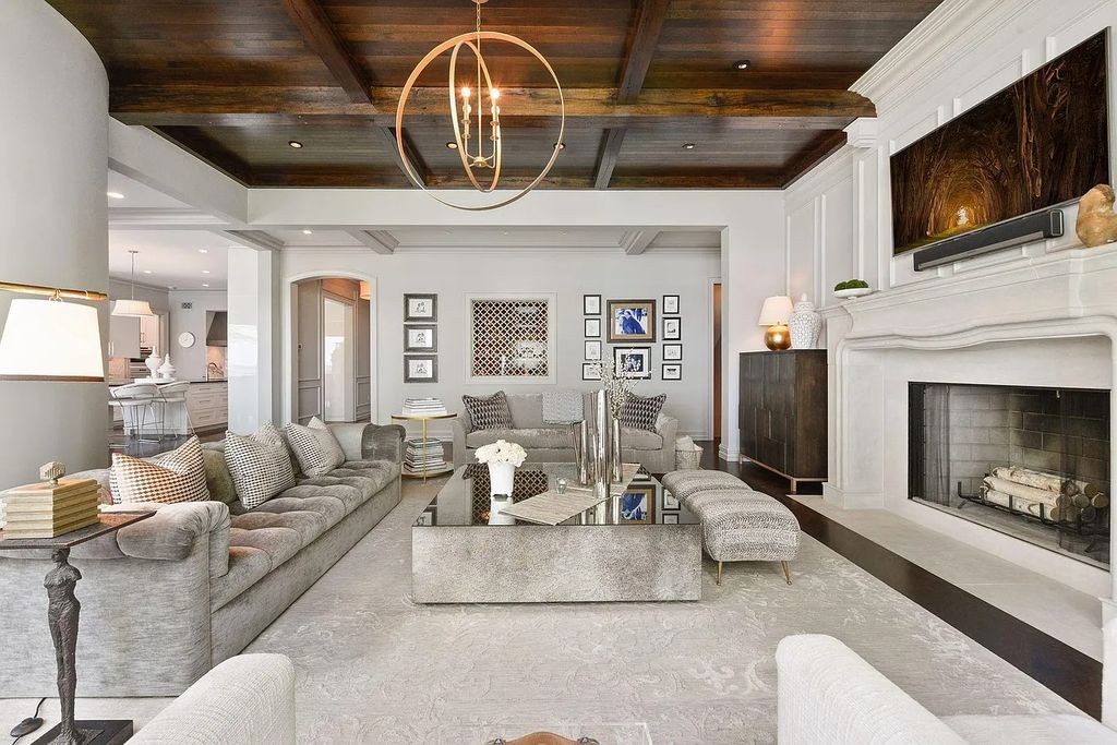 Thoughtfully Designed with Sightlines of Lake Minnetonka This Marvelous Home in Excelsior MN Seeks 7995000 9