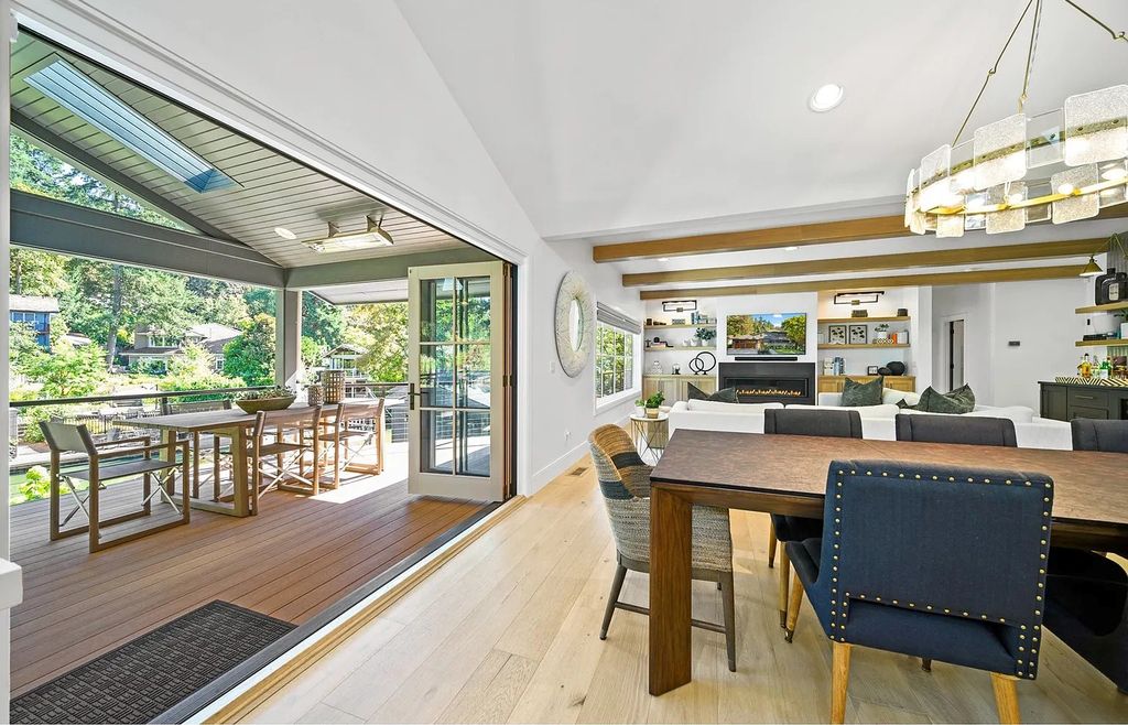 The Estate in Lake Oswego is a luxurious home ideally located on a rare waterfront cul-de-sac with backyard now available for sale. This home located at 17435 Wren Ct, Lake Oswego, Oregon; offering 04 bedrooms and 05 bathrooms with 10,454 square feet of land.