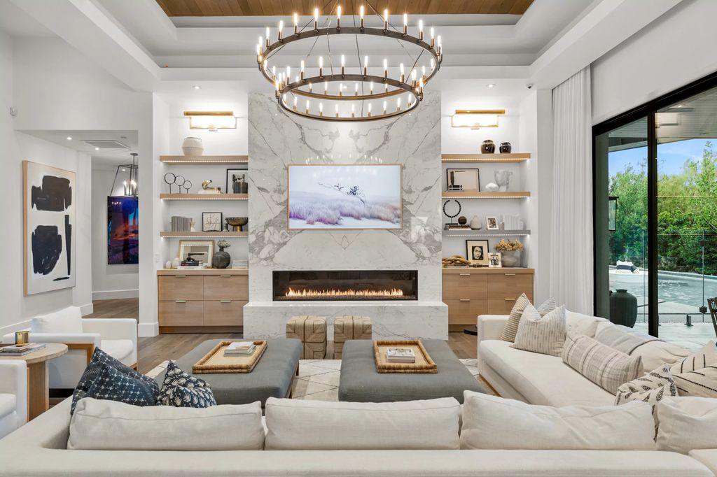 The Las Vegas Estate, a magnificent property has been completely redesigned with the finest quality finishes sitting on a half acre behind the guarded gates of Indigo in The Ridges is now available for sale. This home located at 42 Crested Cloud Way, Las Vegas, Nevada