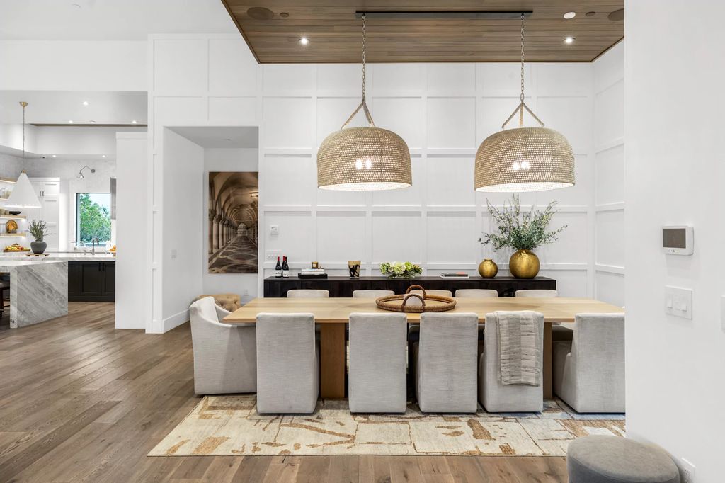 The Las Vegas Estate, a magnificent property has been completely redesigned with the finest quality finishes sitting on a half acre behind the guarded gates of Indigo in The Ridges is now available for sale. This home located at 42 Crested Cloud Way, Las Vegas, Nevada