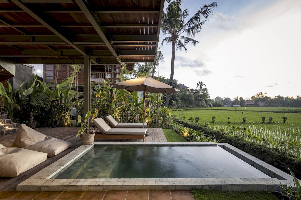 Treehouse Studio Treads Lightly on Lush Landscape of Bali by Stilt Studios 27