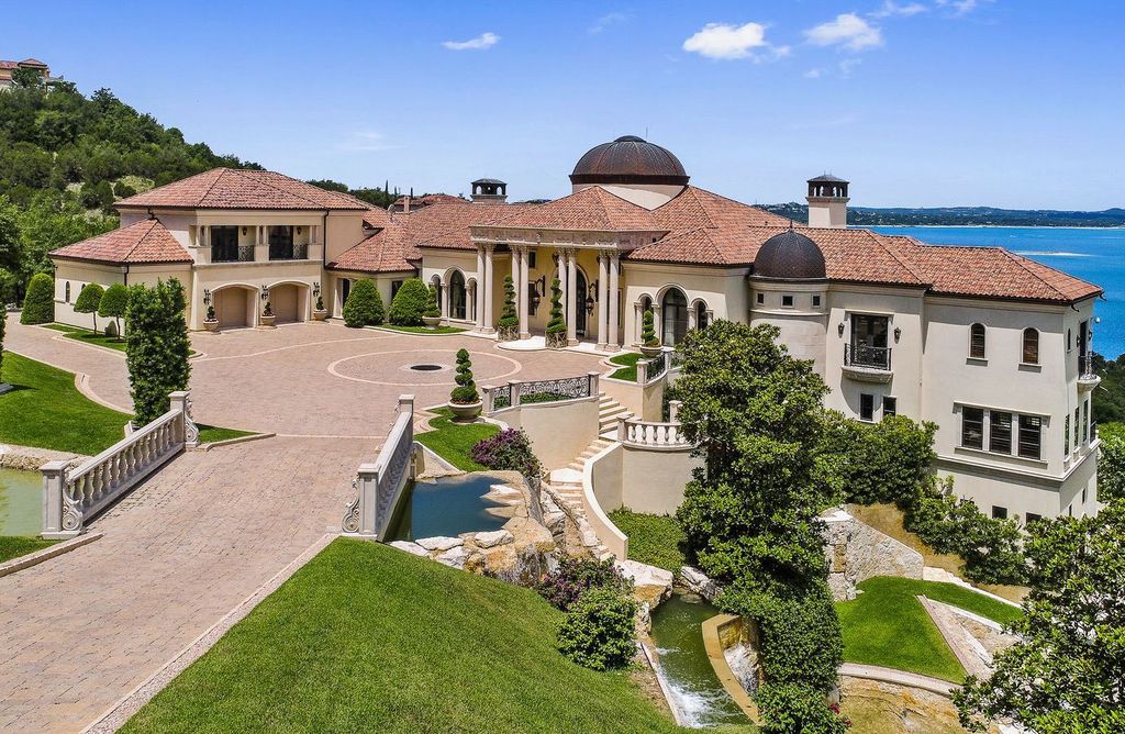 12400 Cedar Street, Austin, Texas is an uniquely magnificent estate situated on 21+ hillside acres of prime south shore lakefront property boasting unobstructed and panoramic elevated views of Lake Travis. 