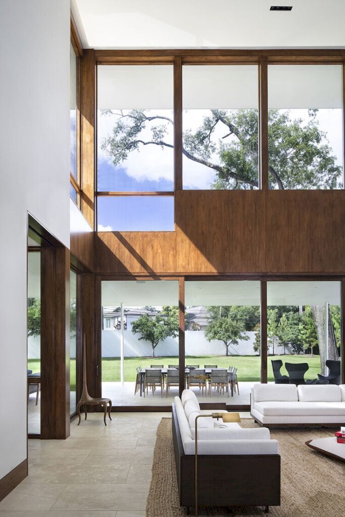 West residence with classical architectural modern design by Miro Rivera 9