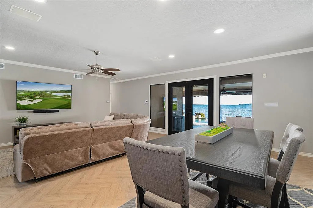 195 Sarasota Cir S Montgomery TX 77356 7