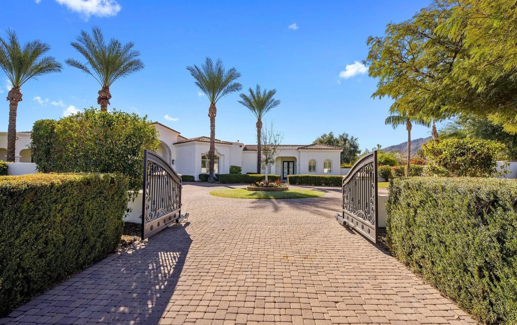 6443 E Malcomb Dr Paradise Valley AZ 85253 6