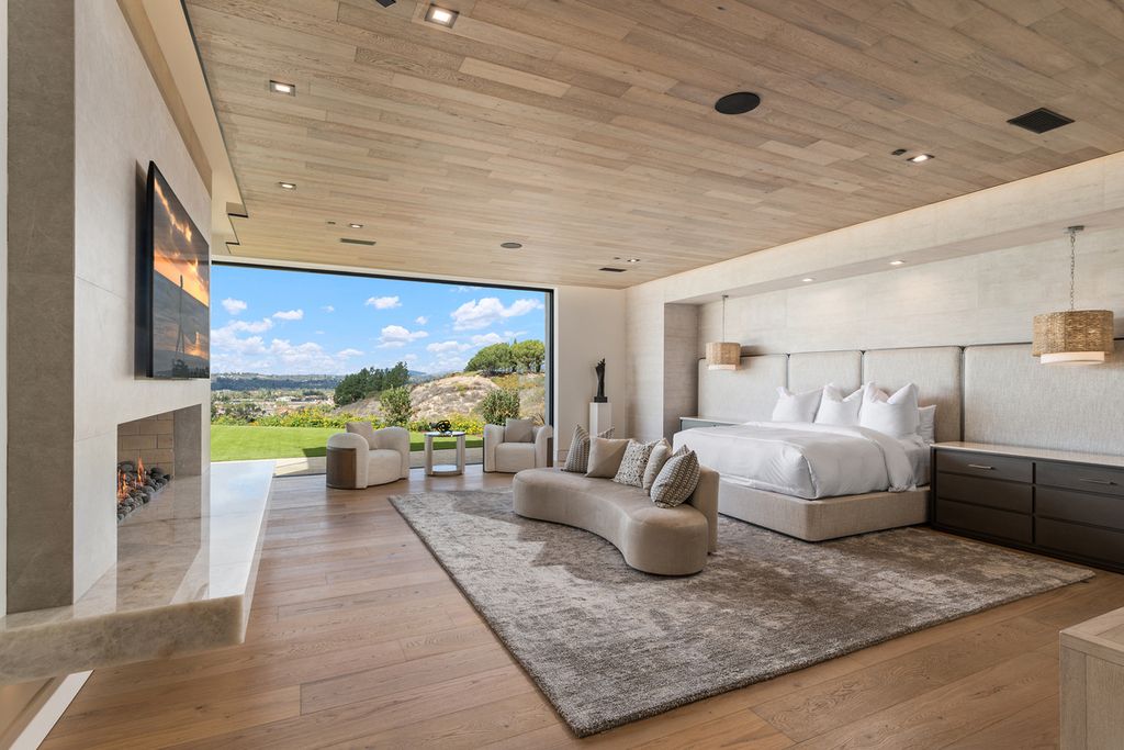 5940 Ladys Secret Drive, Rancho Santa Fe, California is a brand new estate tucked away in a convenient and prestigious gated community and sitting on a premier 2.43 acre site boasting the epitome of Resort Living.