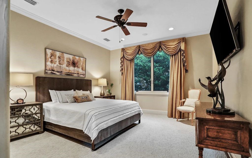 13897 Bella Riva Lane, Jacksonville, Florida, is located on the intracoastal waterway in prestigious Queen's Harbour and is perfect for formal or casual entertaining. The elegant, contemporary home has a 2-story layout with panoramic vistas of the Intracoastal and marshes, offering privacy and spectacular views.