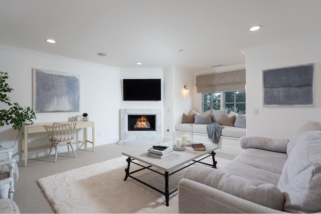 30881 Via Colinas, Trabuco Canyon, California is an elegantly designed home built by Stonefield Development and reimagined by Brook Wagner Design in the exclusive guard gated community of Coto de Caza, boasting amazing amenities for both living and entertaining.