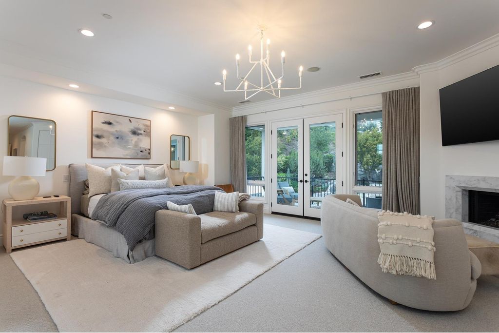 30881 Via Colinas, Trabuco Canyon, California is an elegantly designed home built by Stonefield Development and reimagined by Brook Wagner Design in the exclusive guard gated community of Coto de Caza, boasting amazing amenities for both living and entertaining.