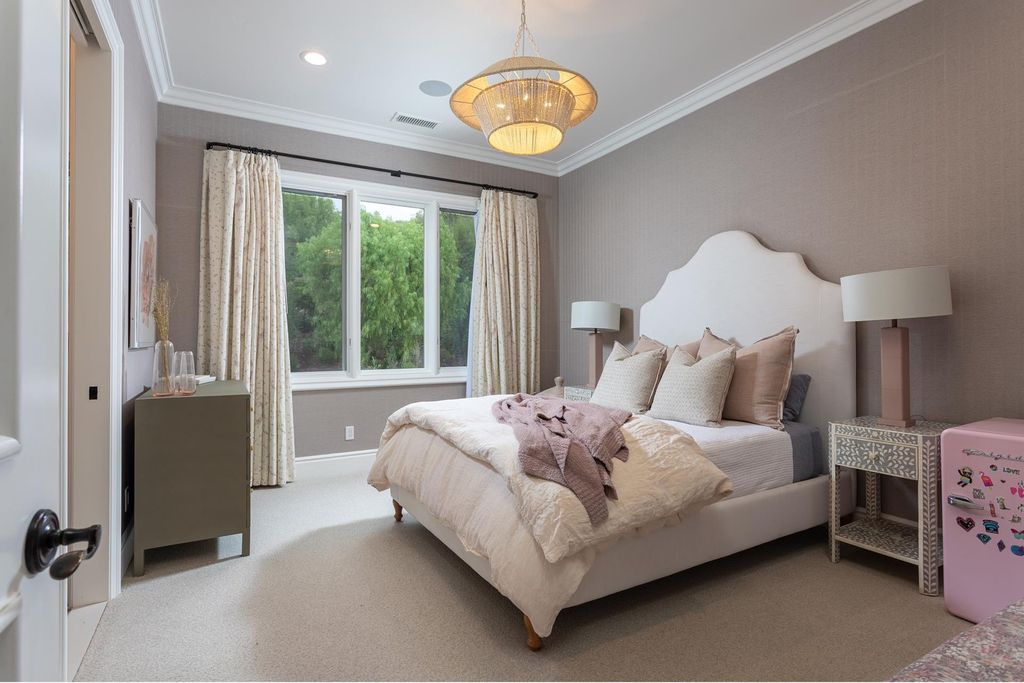 30881 Via Colinas, Trabuco Canyon, California is an elegantly designed home built by Stonefield Development and reimagined by Brook Wagner Design in the exclusive guard gated community of Coto de Caza, boasting amazing amenities for both living and entertaining.