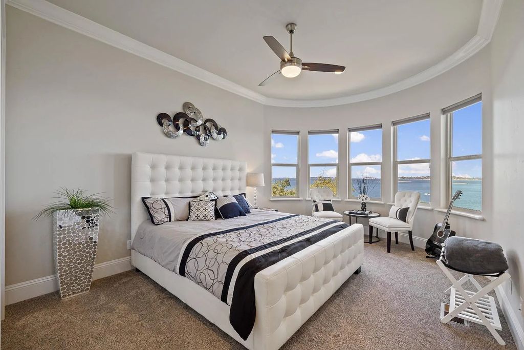 61 Guadalupe Drive, El Dorado Hills, California is a stunning residence nestled amongst the oaks and granite outcroppings provides endless skylines & breathtaking water views.