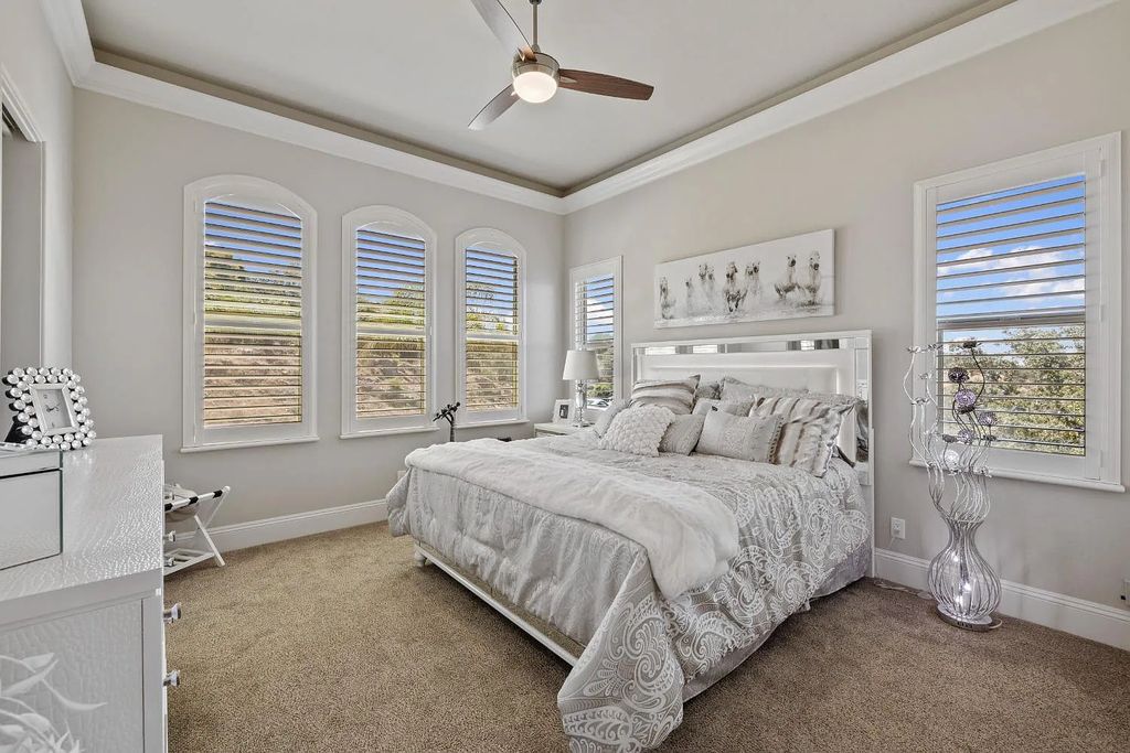 61 Guadalupe Drive, El Dorado Hills, California is a stunning residence nestled amongst the oaks and granite outcroppings provides endless skylines & breathtaking water views.