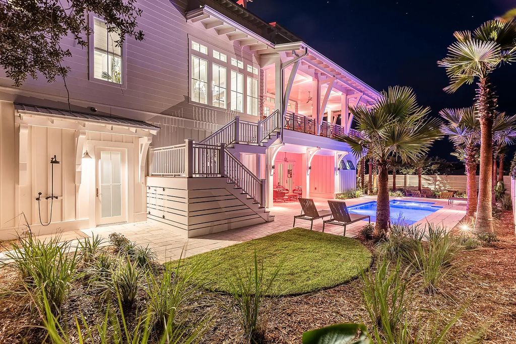 178 Pompano Street, Inlet Beach, Florida is an extraordinary Nantucket inspired home located only 200 yards away from the sandy white beaches of Inlet Beach with vaulted pecky cypress ceilings, leather porcelain floors, and the highest grade finishes.