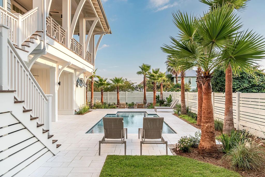 178 Pompano Street, Inlet Beach, Florida is an extraordinary Nantucket inspired home located only 200 yards away from the sandy white beaches of Inlet Beach with vaulted pecky cypress ceilings, leather porcelain floors, and the highest grade finishes.
