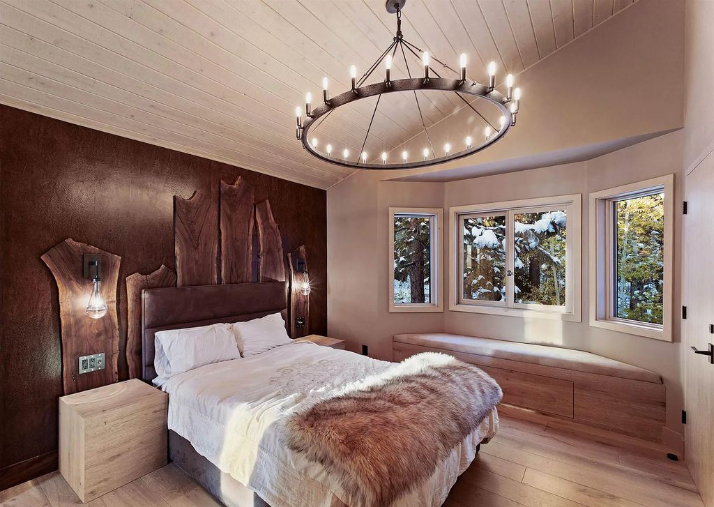 166 Granite Springs Drive, Stateline, Nevada is an exquisite high-end luxury lake view home that has been fully remodeled with the highest caliber materials and craftsmanship.