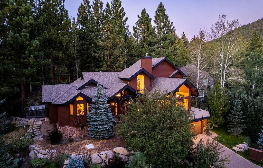 166 Granite Springs Drive, Stateline, Nevada is an exquisite high-end luxury lake view home that has been fully remodeled with the highest caliber materials and craftsmanship.