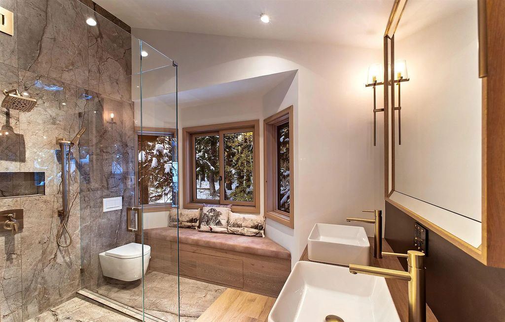 166 Granite Springs Drive, Stateline, Nevada is an exquisite high-end luxury lake view home that has been fully remodeled with the highest caliber materials and craftsmanship.