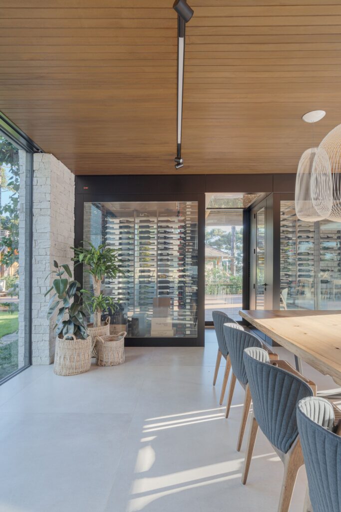 Aspen House U shaped form with nature connection by Studiocolnaghi 10