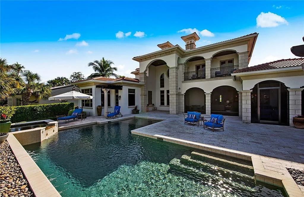 6097 Sunnyslope Drive, Naples, Florida, built by Michelangelo Builders, earning “The Best of Custom Wood, National Dream Home” & 4 Aurora awards. The spectacularly designed 2-story grand estate in Quail West is decorated with exquisite, one-of-a-kind milled woodwork.