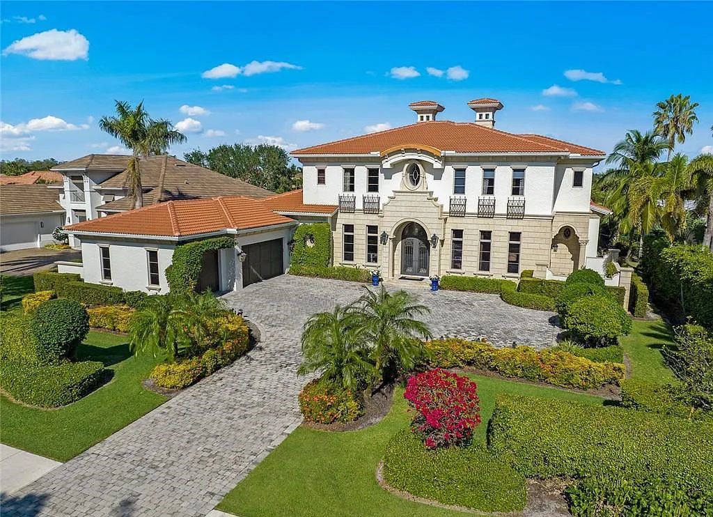 6097 Sunnyslope Drive, Naples, Florida, built by Michelangelo Builders, earning “The Best of Custom Wood, National Dream Home” & 4 Aurora awards. The spectacularly designed 2-story grand estate in Quail West is decorated with exquisite, one-of-a-kind milled woodwork.