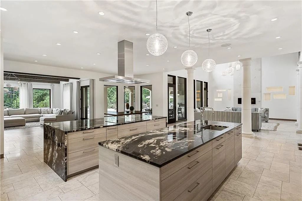 The Estate in Sandy Springs is a luxurious home lending itself to indoor and outdoor entertaining now available for sale. This home located at 4746 Woodvale Dr NW, Sandy Springs, Georgia; offering 05 bedrooms and 09 bathrooms with 11,467 square feet of living spaces. 