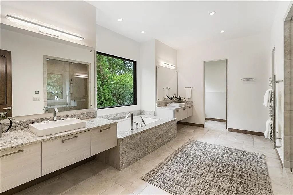 The Estate in Sandy Springs is a luxurious home lending itself to indoor and outdoor entertaining now available for sale. This home located at 4746 Woodvale Dr NW, Sandy Springs, Georgia; offering 05 bedrooms and 09 bathrooms with 11,467 square feet of living spaces. 