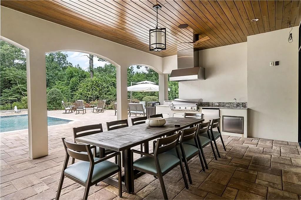 The Estate in Sandy Springs is a luxurious home lending itself to indoor and outdoor entertaining now available for sale. This home located at 4746 Woodvale Dr NW, Sandy Springs, Georgia; offering 05 bedrooms and 09 bathrooms with 11,467 square feet of living spaces. 
