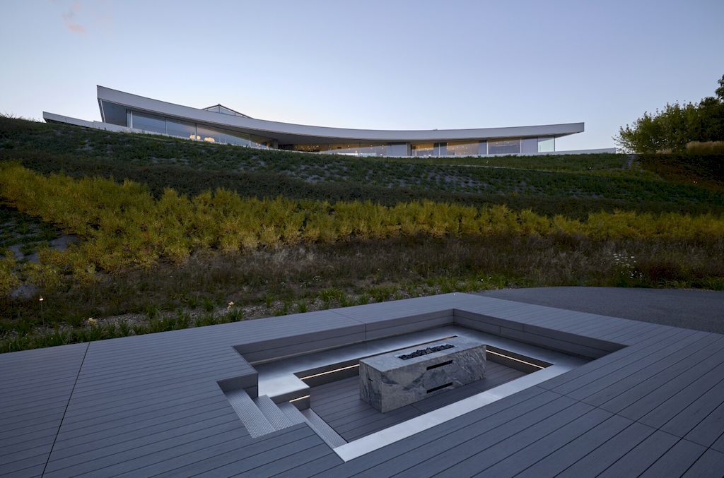 Dune House, Polish Residence Hidden in the Slope by Mobius Architekci