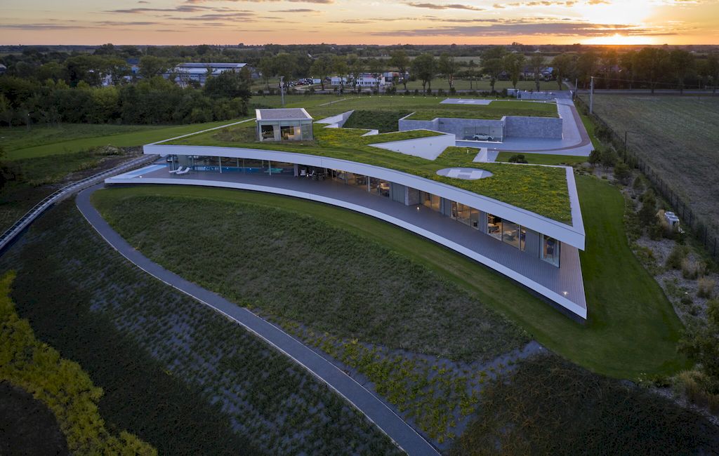 Dune House Polish Residence Hidden in the Slope by Mobius Architekci 3