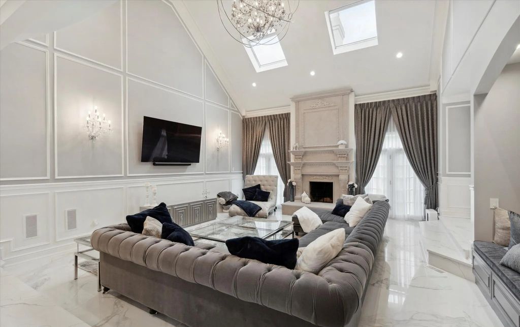 The Estate in West Chester is a luxurious home having countless amenities now available for sale. This home located at 140 Harvey Rd, West Chester, Pennsylvania; offering 06 bedrooms and 07 bathrooms with 6,028 square feet of living spaces.
