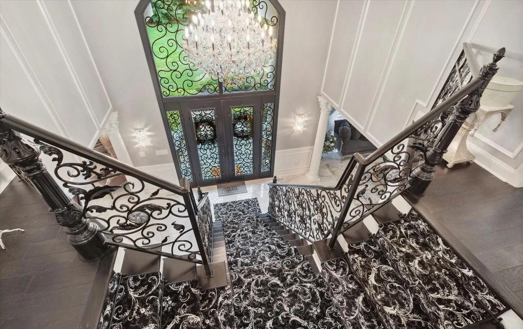 The Estate in West Chester is a luxurious home having countless amenities now available for sale. This home located at 140 Harvey Rd, West Chester, Pennsylvania; offering 06 bedrooms and 07 bathrooms with 6,028 square feet of living spaces.