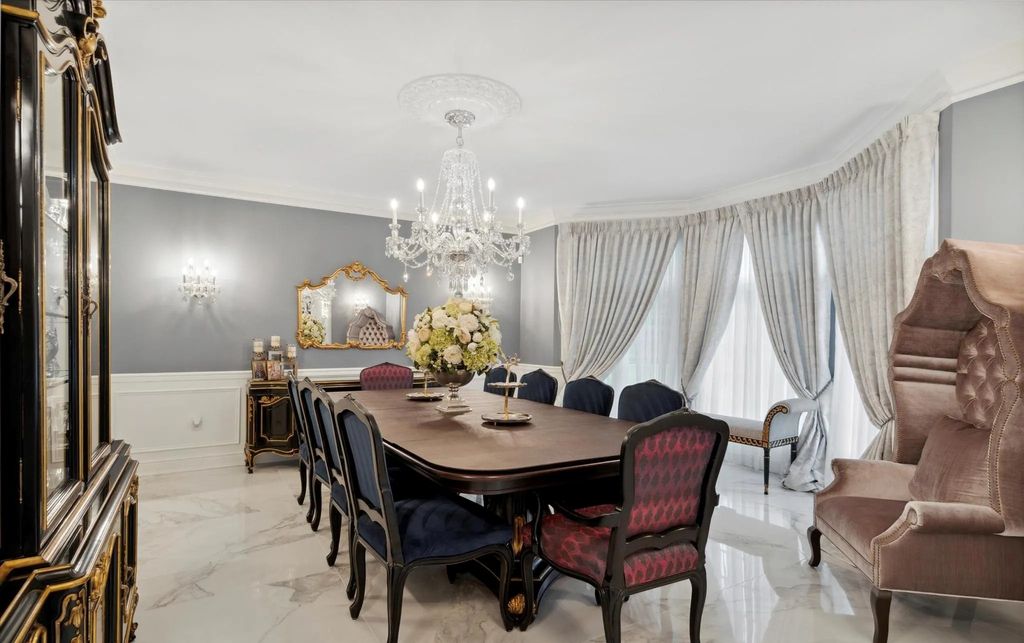 The Estate in West Chester is a luxurious home having countless amenities now available for sale. This home located at 140 Harvey Rd, West Chester, Pennsylvania; offering 06 bedrooms and 07 bathrooms with 6,028 square feet of living spaces.