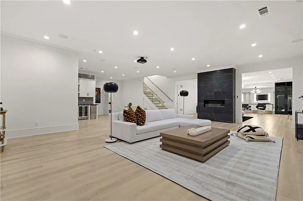 Extraordinarily Designed and Custom Built This Magnificent Modern Estate in Atlanta GA Lists for 45M 33