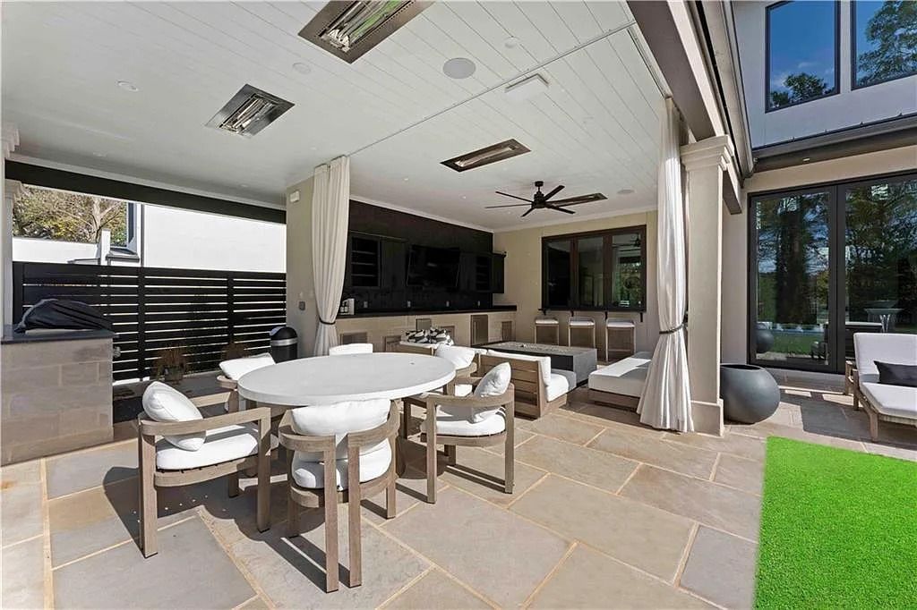 Extraordinarily Designed and Custom Built This Magnificent Modern Estate in Atlanta GA Lists for 45M 39