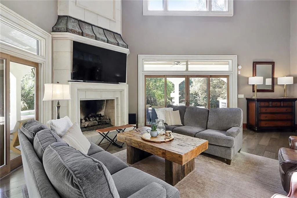 The Home in Kennesaw is the entertainers delight with large open spaces and a salt water pool with a connecting hot tub and wine cellar, now available for sale. This home located at 4235 Old Stilesboro Rd NW, Kennesaw, Georgia