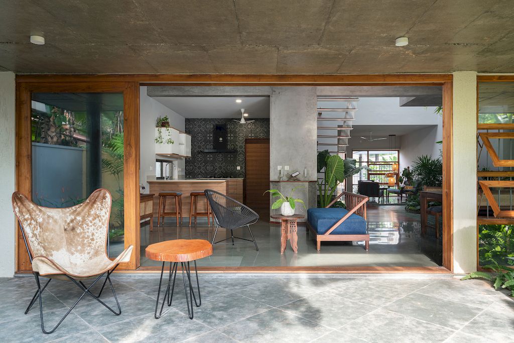 HAVEN Residence with Open Plan yet Ensure Privacy by VSP Architects