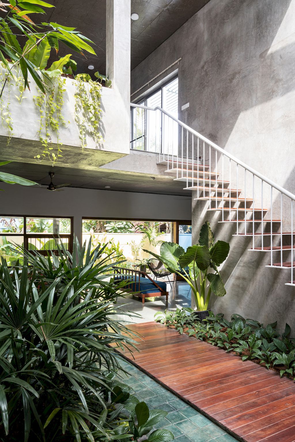 HAVEN Residence with Open Plan yet Ensure Privacy by VSP Architects
