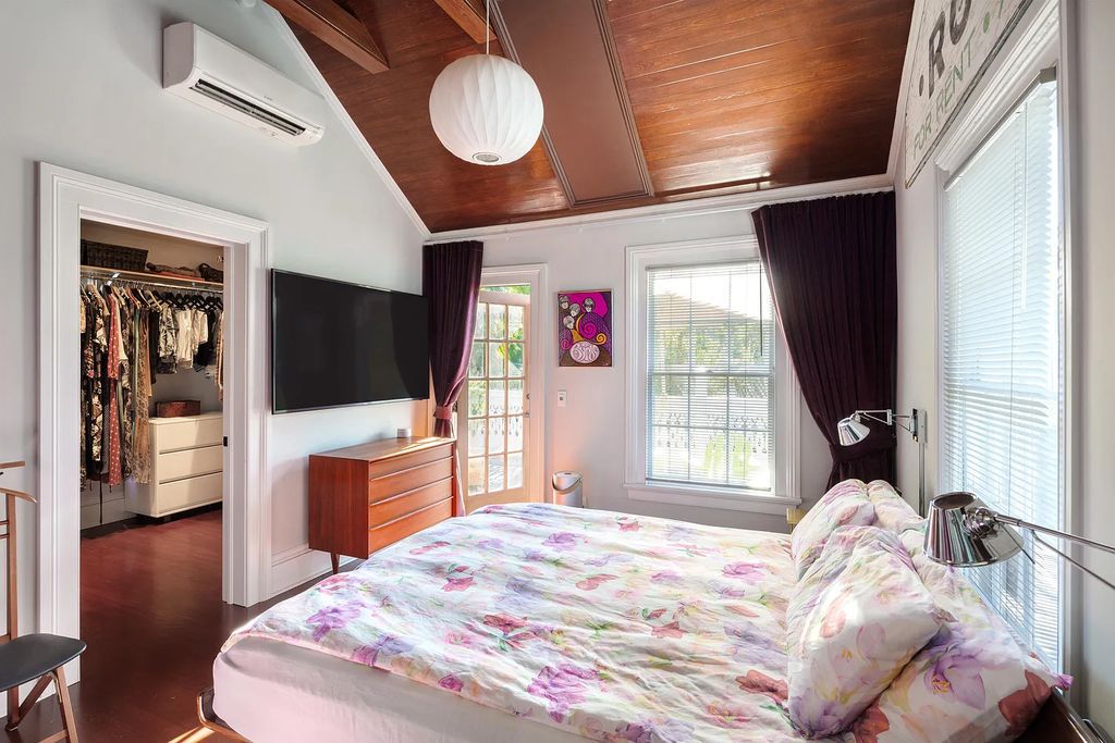 322 Elizabeth Street, Key West, Florida, was built around 1890 by ship captain Benjamin Saunders and has recently been beautifully restored. This classic revival home is located in the heart of Old Town, two blocks from downtown Duval Street and close to the historic seaport, restaurants, and attractions.