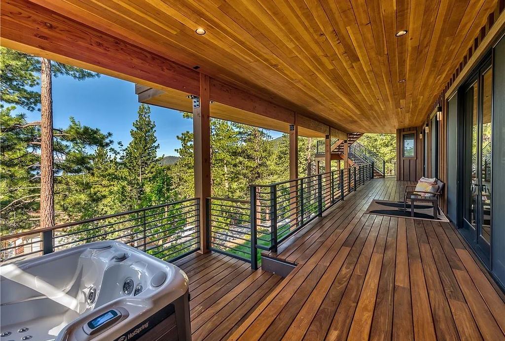 545 Eagle Drive, Incline Village, Nevada is a spectacular estate was meticulously crafted Susie Yanagi AIA design with high quality finish work including double quartzite kitchen islands, gated drive and interior paver heated courtyard.