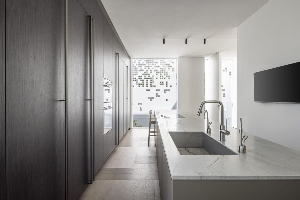 Pixel House an Innovative Private Residence by Anderman Architects 16