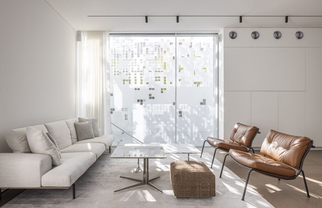 Pixel House, an Innovative Private Residence by Anderman Architects