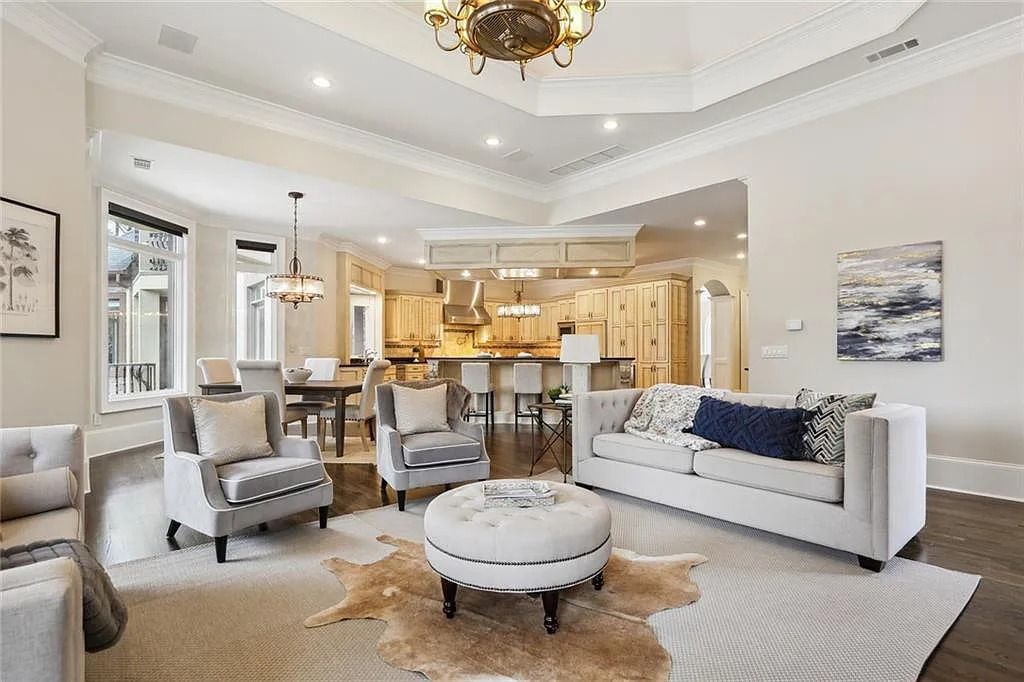 The Estate in Buford is a luxurious home offering the ultimate in privacy now available for sale. This home located at 6617 Garrett Rd, Buford, Georgia; offering 06 bedrooms and 07 bathrooms with 10,200 square feet of living spaces.