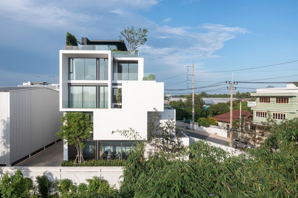 Residence Kongkaherb, Combination of Office & Home by V2in Architects