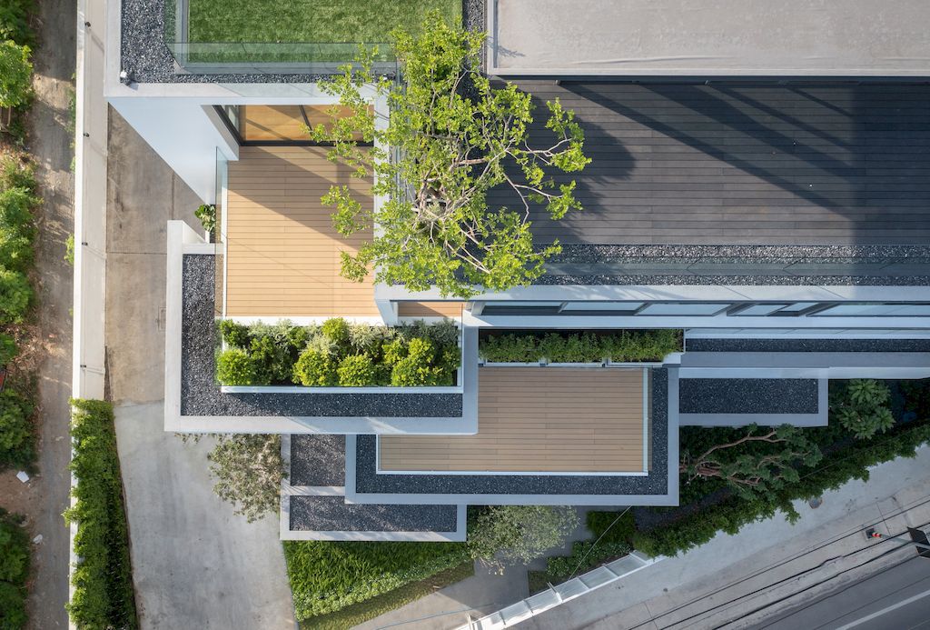 Residence Kongkaherb, Combination of Office & Home by V2in Architects
