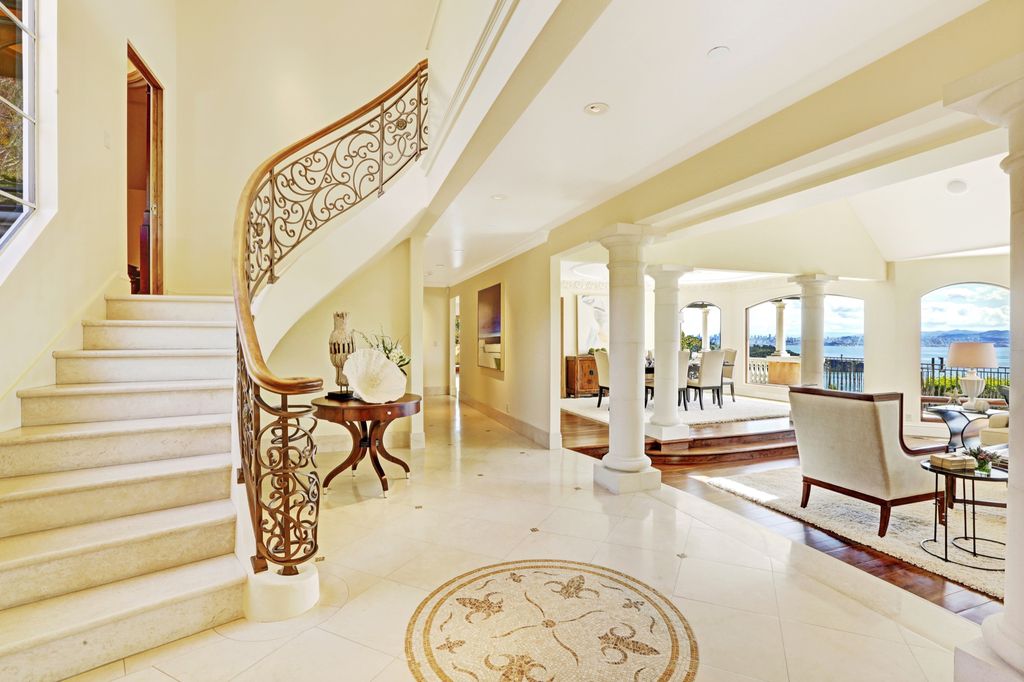 604 Ridge Road, Tiburon, California is a sophisticated residence on a gated and private half-acre parcel with unrivaled top of the world views of San Francisco, Angel Island, the Golden Gate Bridge, Sausalito, and Belvedere Island.