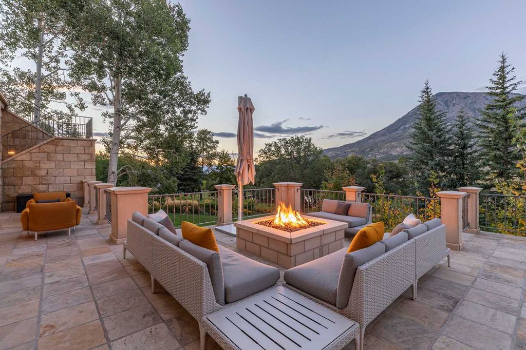 43409 Cottonwood Creek Road, Crawford, Colorado is an inspired English estate nestled in the heart of the North Fork Valley in Southwestern Colorado enjoys unmatched peace and privacy as well as stunning vistas of Needle Rock, Landsend Peak, and the surrounding West Elk Mountains.