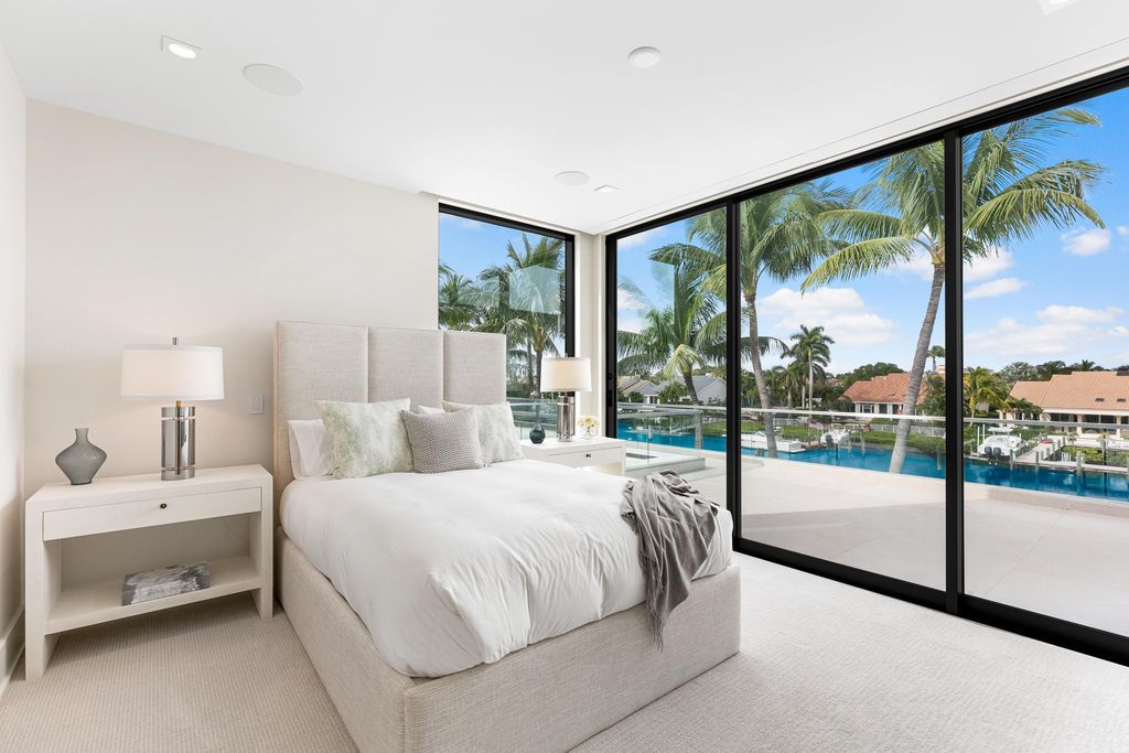 160 Spyglass Lane, Jupiter, Florida, stands out among the elegance of Jupiter’s coveted Admiral’s Cove, with intricate stone and wood finishes. A summer kitchen and 100 feet of pristine beach on the outside, with views of the Intracoastal Waterway, make this a truly delightful location.