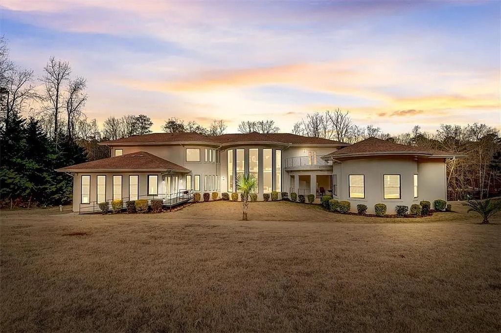 The Estate in Stone Mountain is a luxurious home where beautiful flow and natural light are awe-inspiring now available for sale. This home located at 3125 Juhan Rd, Stone Mountain, Georgia; offering 08 bedrooms and 09 bathrooms with 15,906 square feet of living spaces. 